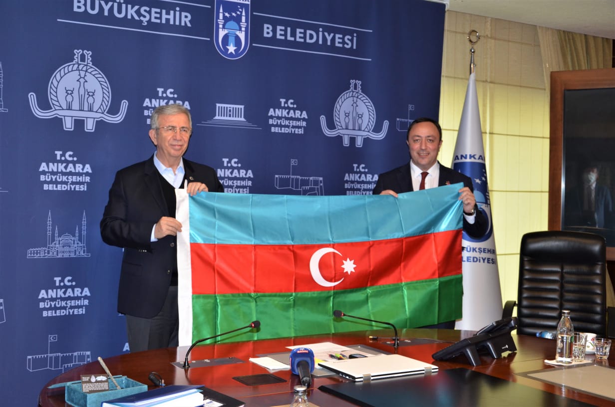 Anar Əsədli Ankara Böyük şəhər Bələdiyyə Başqanı Mansur Yavaşla görüşdü