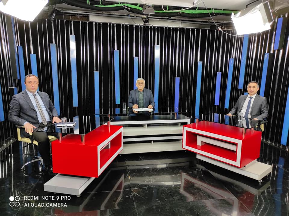 AY Partiya Başqanı APA TV-nin qonağı olub