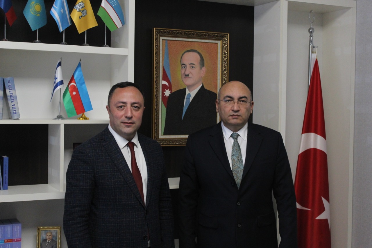 AY Partiya Başqanı və Ümid Partiyası Sədri arasında görüş keçirilib