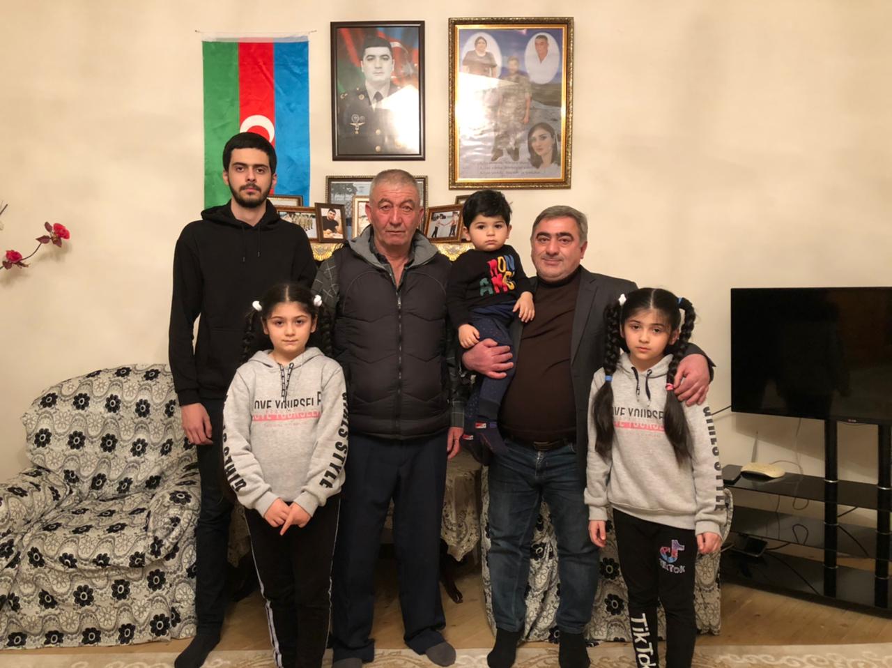 AY Partiya üzvləri şəhid və qazi ailələrini ziyarət edib