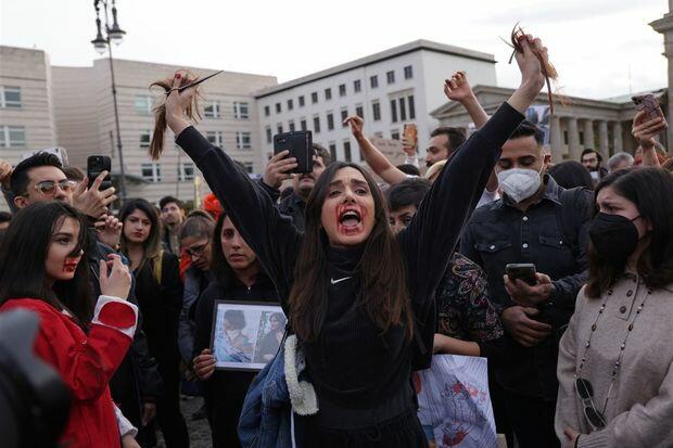 Azərbaycan Yüksəliş Partiyasının İranda baş verən vəhşiliklər ilə bağlı bəyanatı