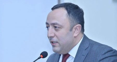 Demokratiya rüzgarında Tixanovskayanın başsız buraxdığı xalq